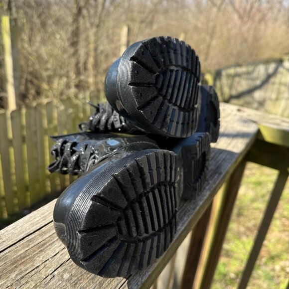 DKNY Women's Rain Boots, Black, 9M - Picture 5 of 9